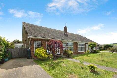 4 bedroom semi-detached bungalow for sale
