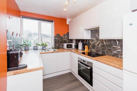 1 bedroom flat for sale