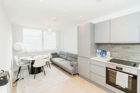 1 bedroom flat for sale