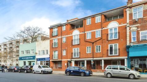 2 bedroom flat for sale