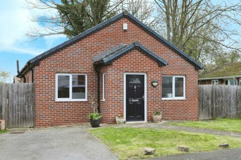 3 bedroom detached bungalow for sale