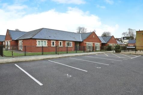 2 bedroom semi-detached bungalow for sale