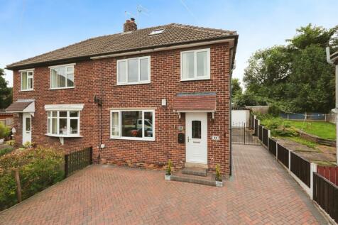 4 bedroom semi-detached house for sale