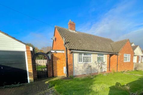 2 bedroom detached bungalow for sale