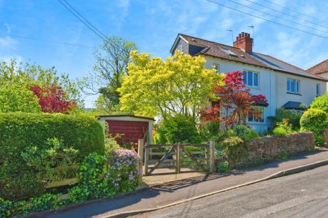 4 bedroom semi-detached house for sale