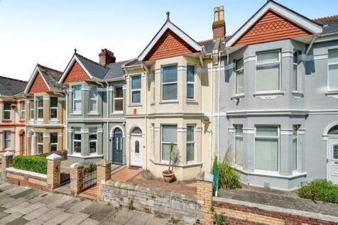 5 bedroom terraced house for sale