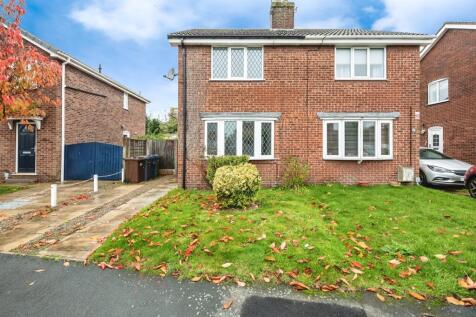 2 bedroom semi-detached house for sale