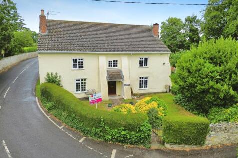 6 bedroom detached house for sale