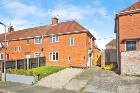 2 bedroom semi-detached house for sale