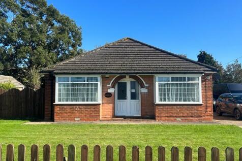 4 bedroom bungalow for sale