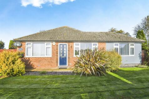 3 bedroom detached bungalow for sale