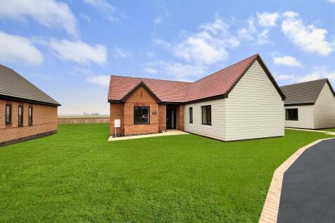 3 bedroom detached bungalow for sale