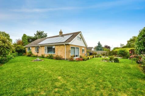 3 bedroom detached bungalow for sale