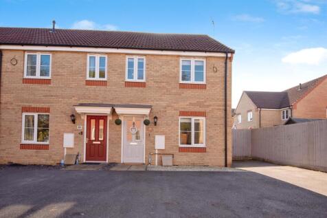 3 bedroom end of terrace house for sale