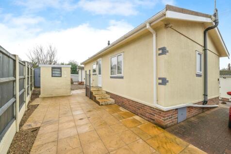 2 bedroom park home for sale