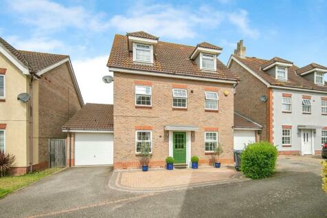 5 bedroom detached house for sale