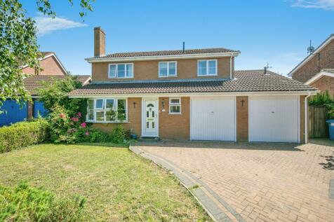 5 bedroom detached house for sale