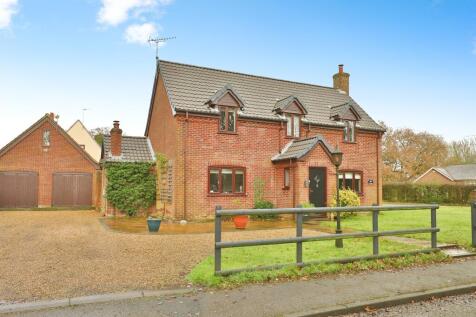 3 bedroom detached house for sale