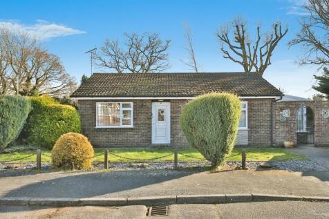 2 bedroom detached bungalow for sale