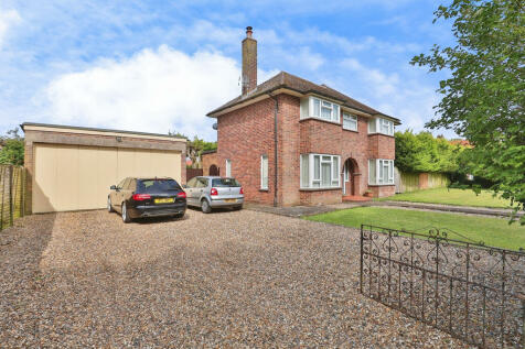 3 bedroom detached house for sale