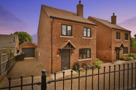 3 bedroom detached house for sale