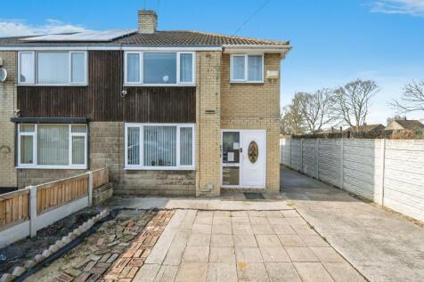 3 bedroom semi-detached house for sale
