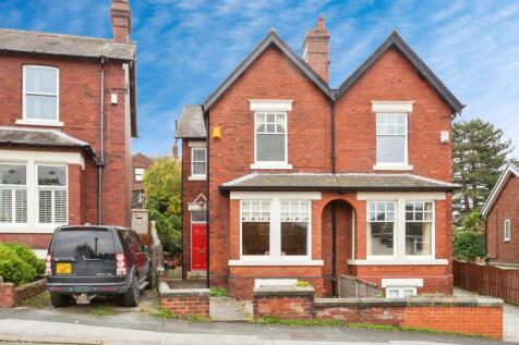 3 bedroom semi-detached house for sale