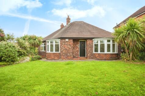 2 bedroom detached bungalow for sale