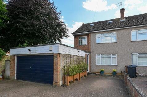 4 bedroom semi-detached house for sale