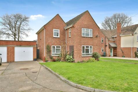 3 bedroom detached house for sale