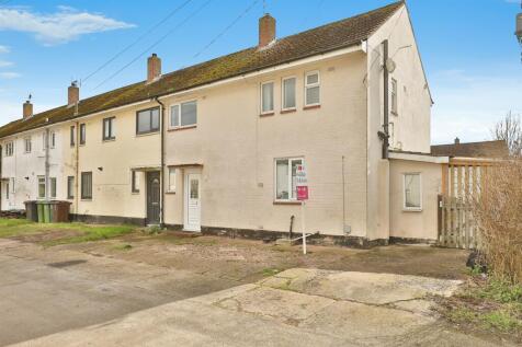 3 bedroom end of terrace house for sale