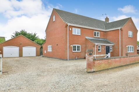 6 bedroom detached house for sale