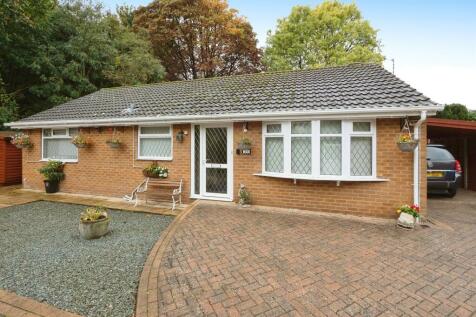 2 bedroom detached bungalow for sale