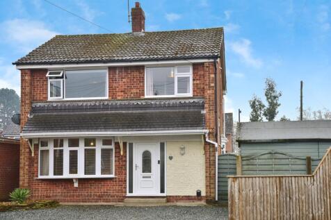 3 bedroom detached house for sale