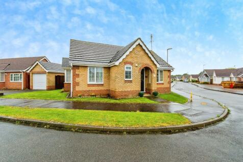 2 bedroom detached bungalow for sale