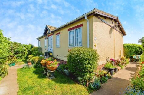 2 bedroom park home for sale