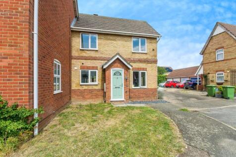 2 bedroom end of terrace house for sale