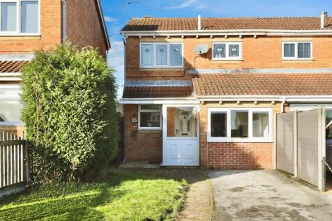 2 bedroom semi-detached house for sale