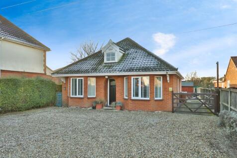 3 bedroom detached bungalow for sale