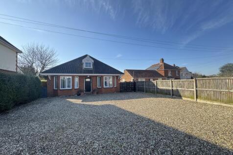 3 bedroom detached bungalow for sale