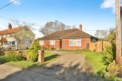 4 bedroom detached bungalow for sale