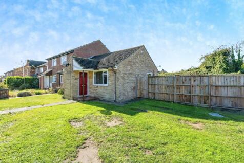 2 bedroom semi-detached bungalow for sale