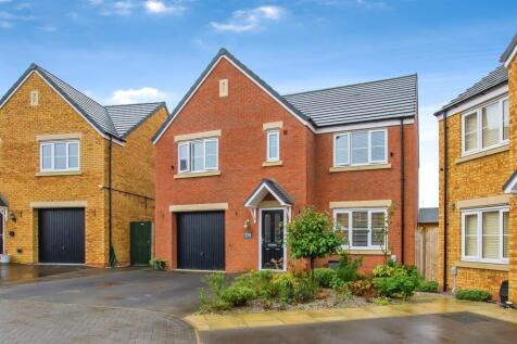 5 bedroom detached house for sale