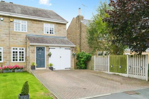 4 bedroom semi-detached house for sale