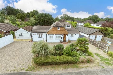 The Close, Horley, Surrey 5 bed detached bungalow for sale