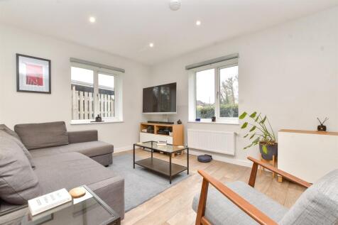 1 bedroom end of terrace house for sale