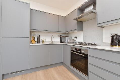 1 bedroom flat for sale