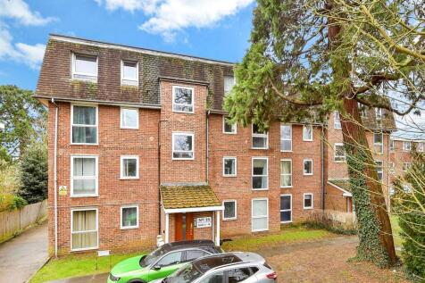 All Saints Road, Sutton, Surrey 2 bed ground floor flat for sale
