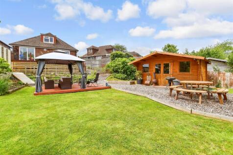2 bedroom bungalow for sale