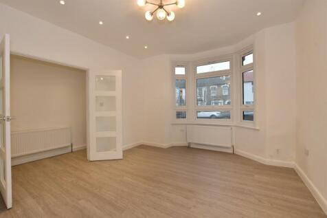 5 bedroom terraced house for sale